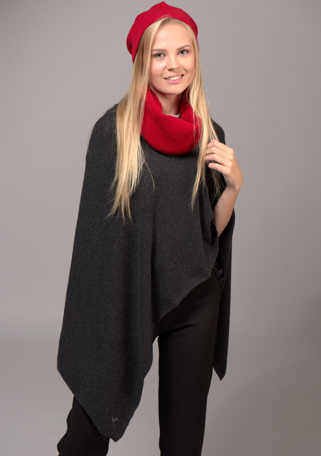 New Asymmetrical Cashmere Ponchos in Pink Lilac Blue Black Grey I Love Cashmere